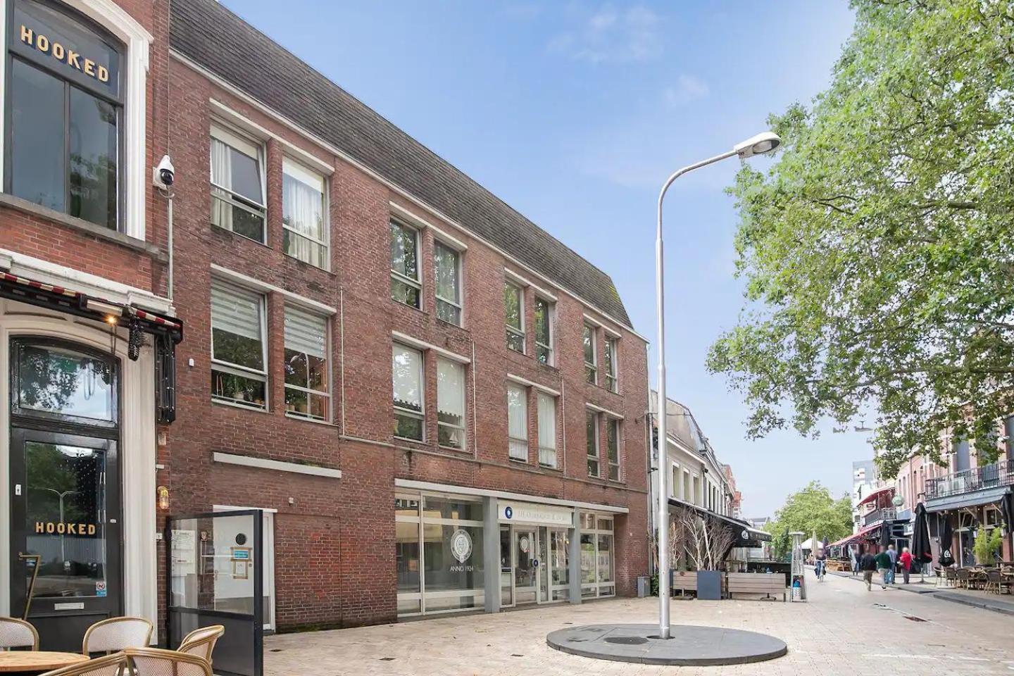 6P Hotspot Wifi Near Poppodium013 And City Center Tilburg Exterior photo